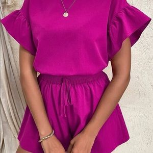 SHEIN Flounce Sleeve Blouse & Tie Waist Shorts